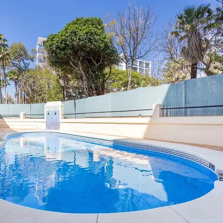 Beachfront Апартаменты Марбелья