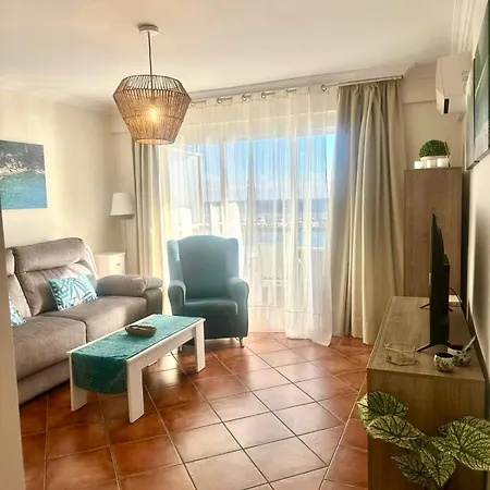 Beachfront Appartamento *