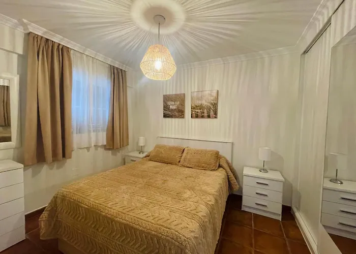 Beachfront Apartament *