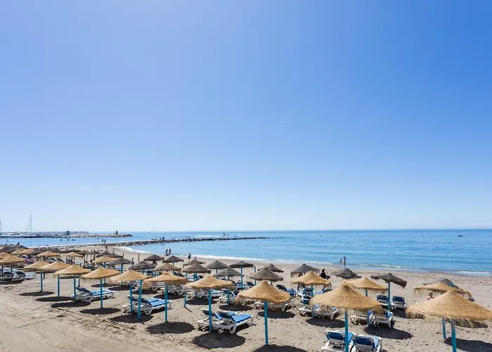 Beachfront Apartament *